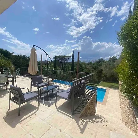 Valescure Villa